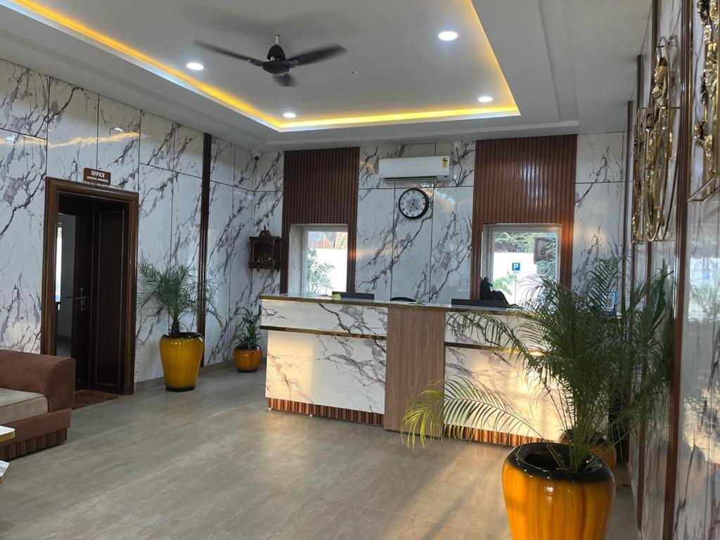 Hotel Eco Park Rewa Buitenkant foto