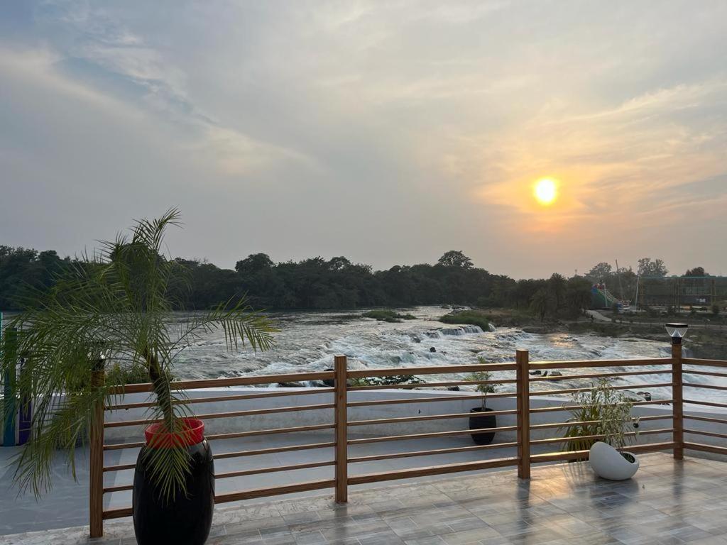 Hotel Eco Park Rewa Buitenkant foto