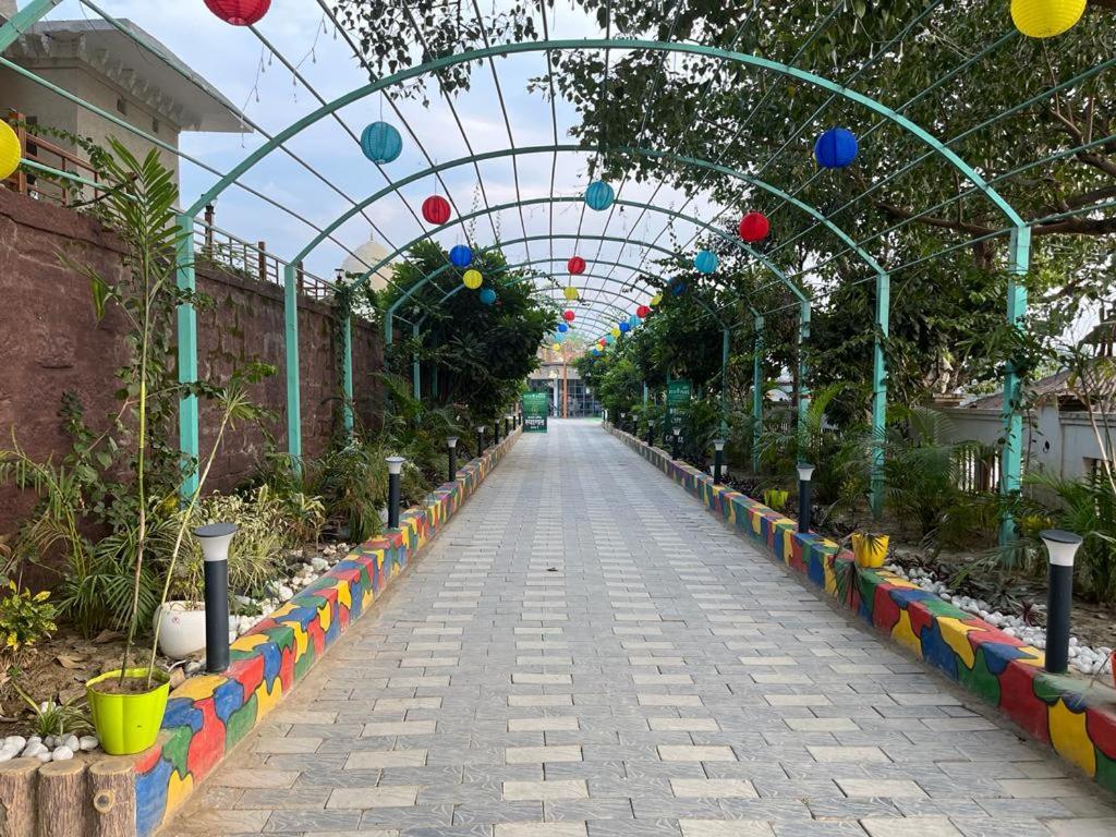 Hotel Eco Park Rewa Buitenkant foto