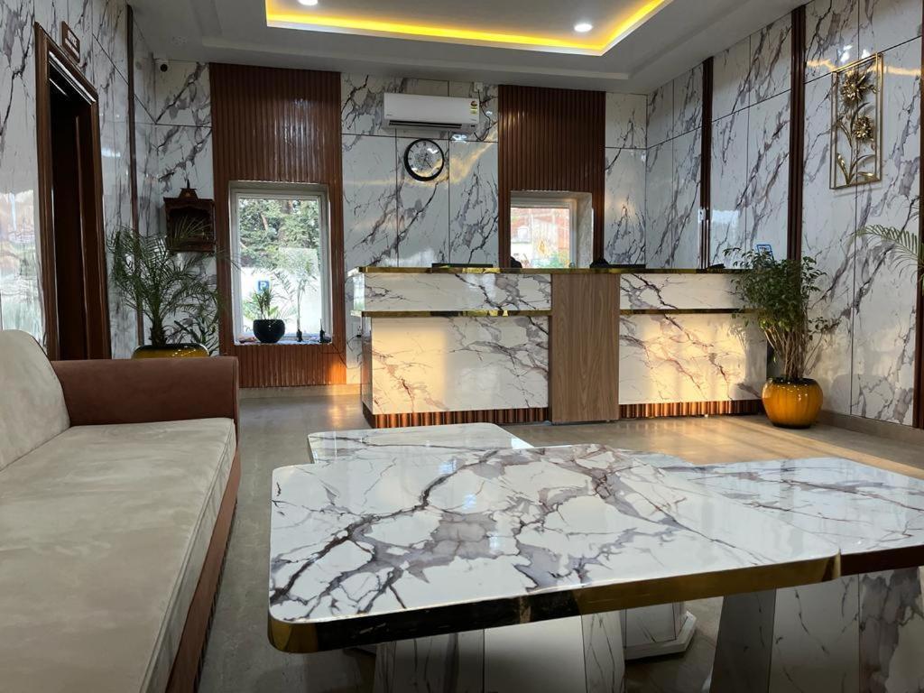 Hotel Eco Park Rewa Buitenkant foto