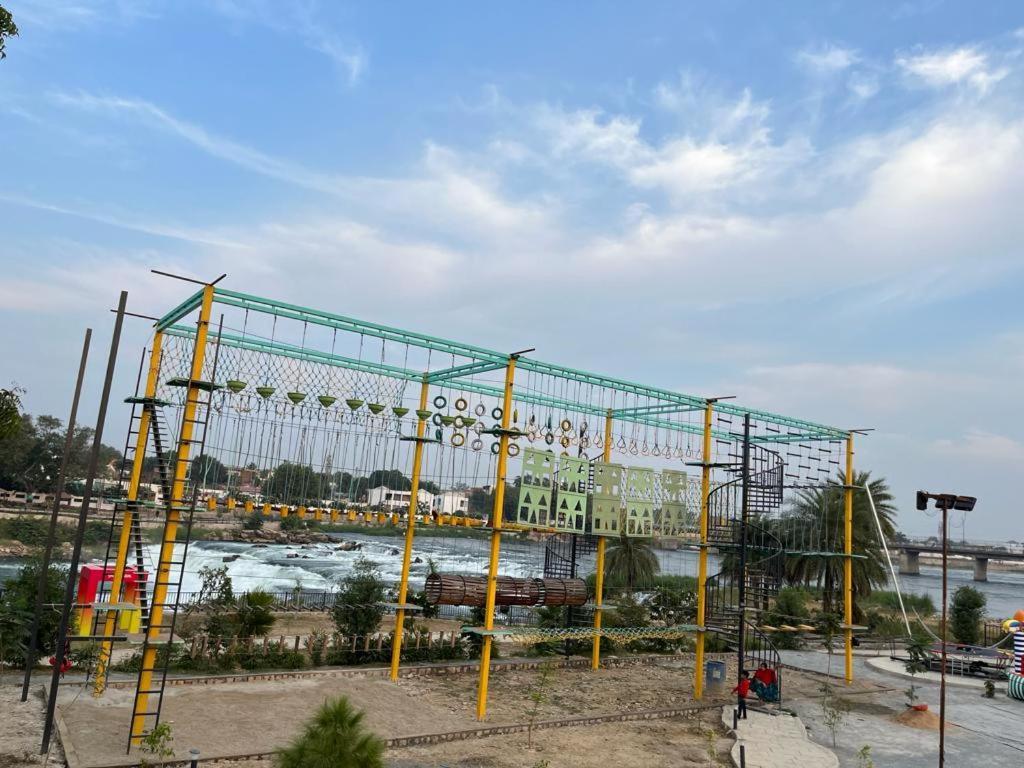 Hotel Eco Park Rewa Buitenkant foto