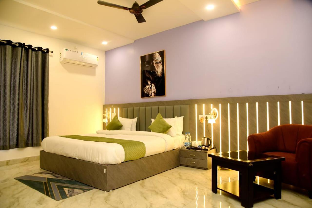 Hotel Eco Park Rewa Buitenkant foto