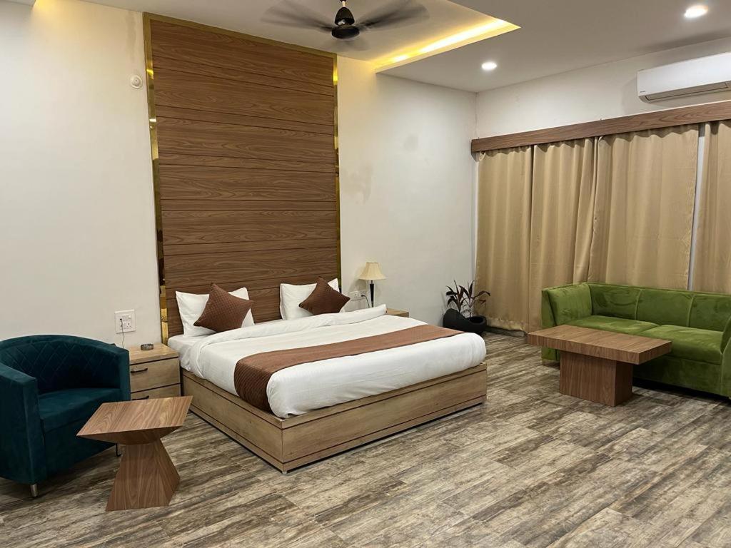 Hotel Eco Park Rewa Buitenkant foto